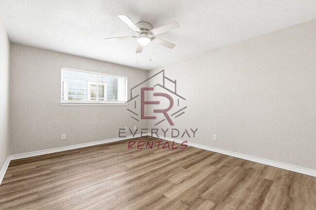 Building Photo - $500 OFF FIRST MONTHS RENT!!