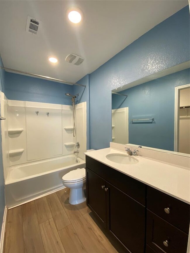 Building Photo - 13704 Knights Br Dr