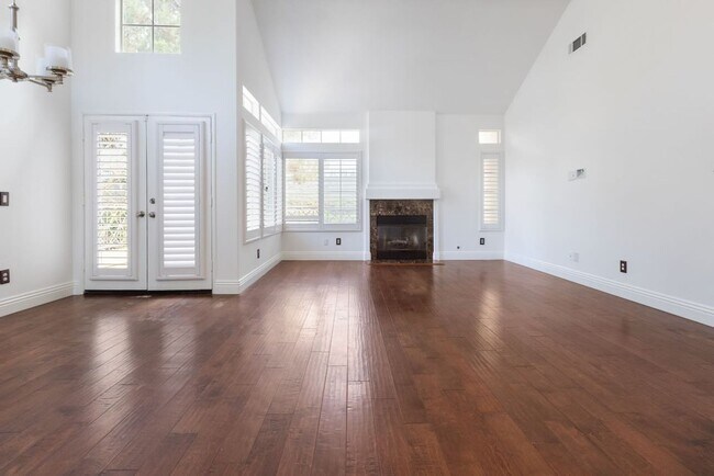 Building Photo - Spacious Laguna Niguel 3 Bed 2 Bath Condo Near Dana Point Harbor