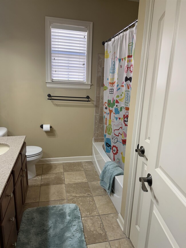Building Photo - 9328 Owl Hill Dr