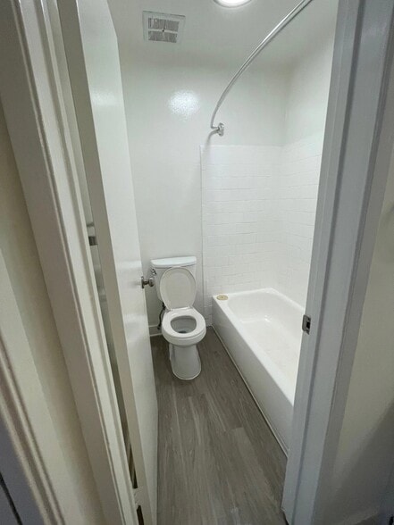 Building Photo - 5307 Sepulveda Blvd