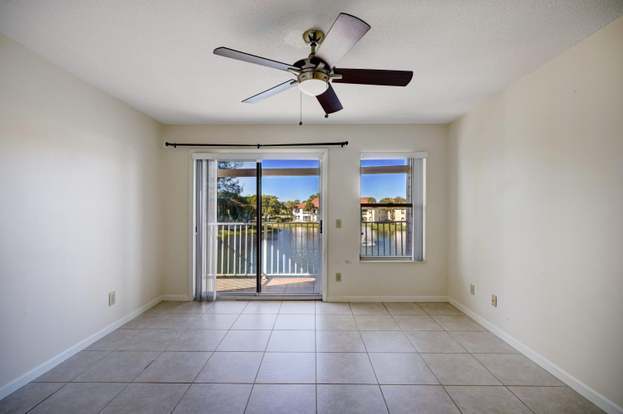 Building Photo - 261 Cypress Point Dr