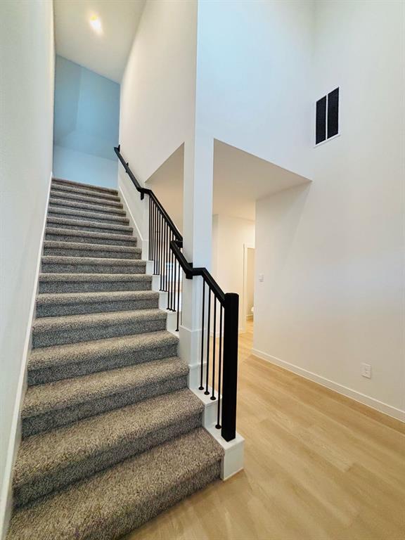 Building Photo - 1719 Mazzini Dr