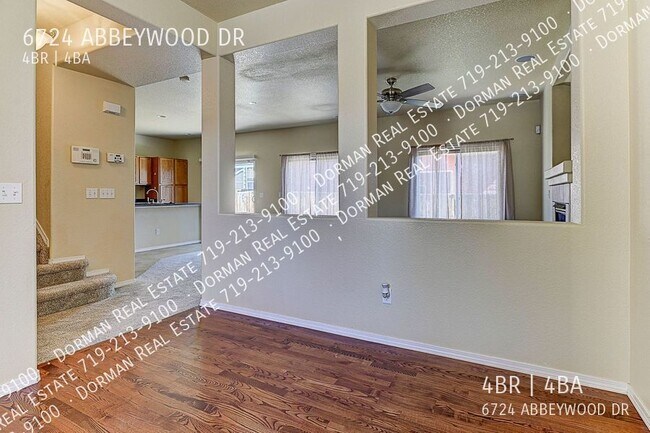Building Photo - 6724 Abbeywood Dr