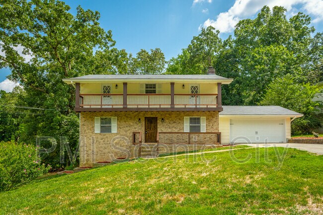 Building Photo - 508 Briar Park Ln