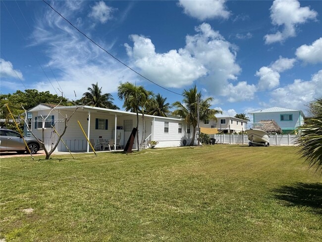 Building Photo - 5 Michael Dr