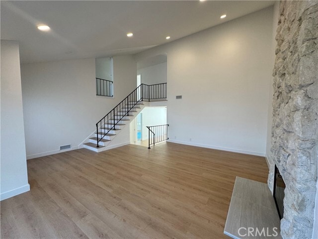 Building Photo - 9872 Kings Canyon Dr