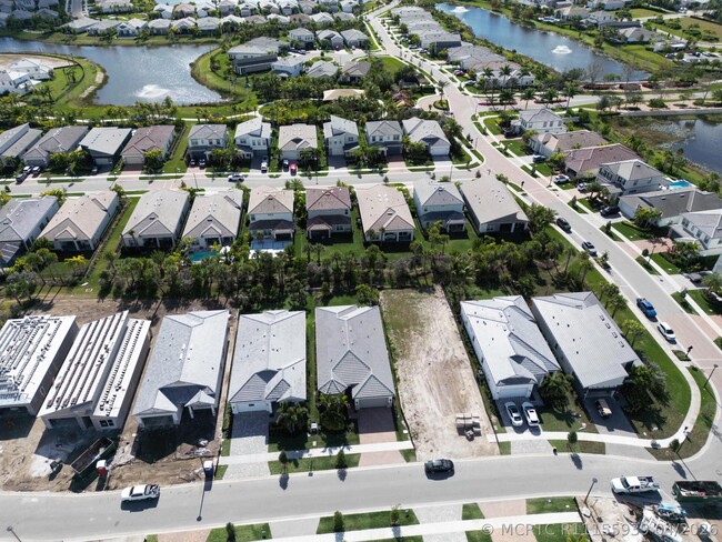 Building Photo - 10717 Northbrook Cir