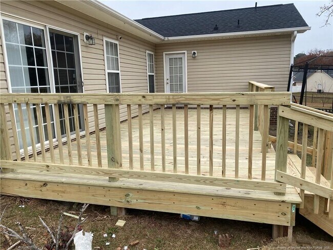 Building Photo - 2231 Flanagan Pl