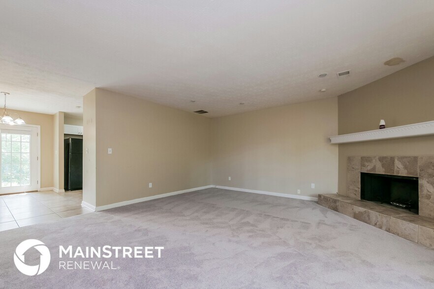 Building Photo - 8202 Winewood Ct