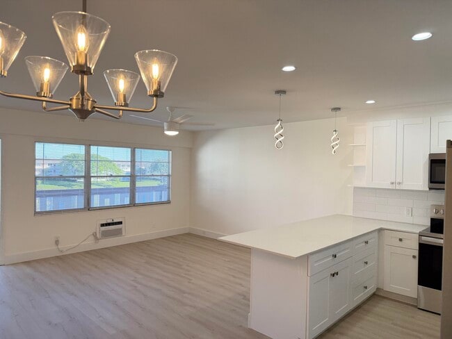 Building Photo - 37 Preston A