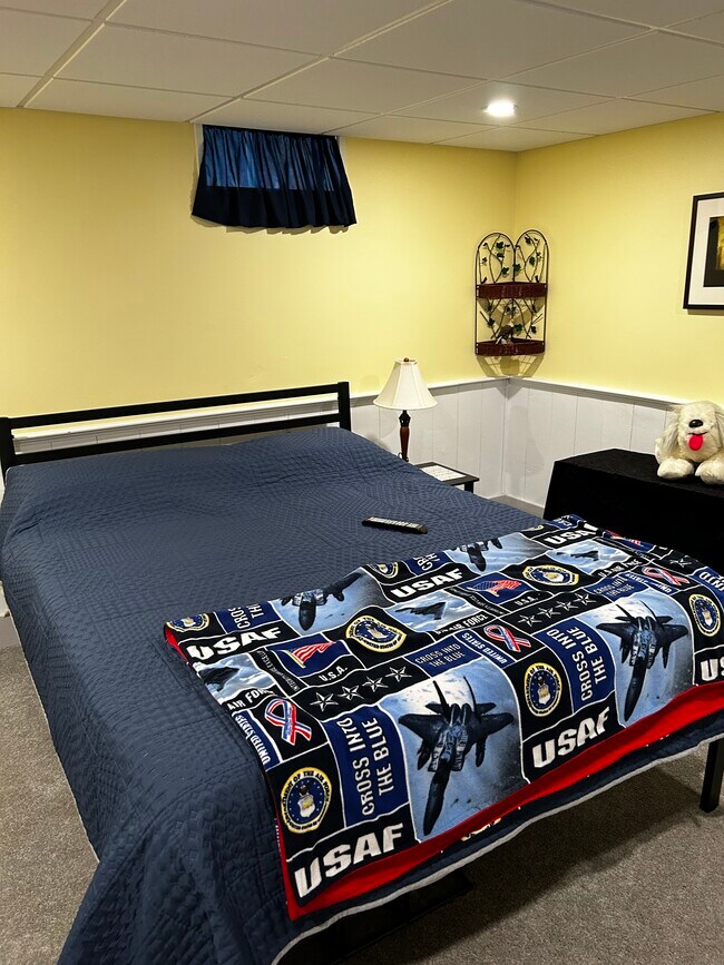 Building Photo - 195 Melendy Rd