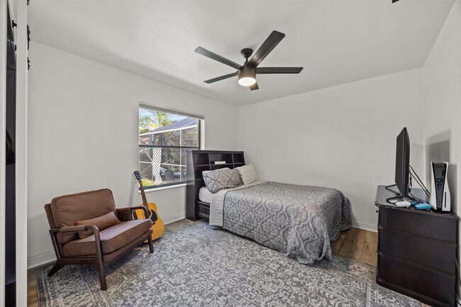 Building Photo - 14248 Paddock Dr