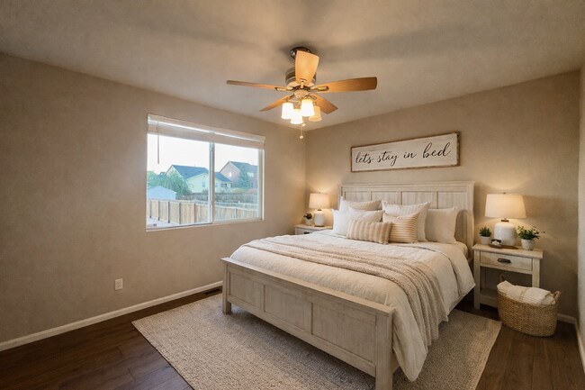 Building Photo - Fantastic 3 bedroom home available in Claremont Ranch!