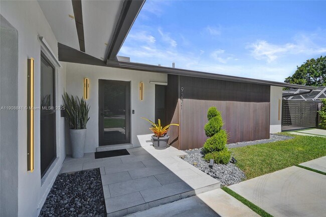 Building Photo - 9371 SW 185th Terrace