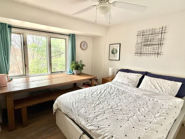 Building Photo - Charming 3-Bedroom, 2-Bath Home for Rent -...