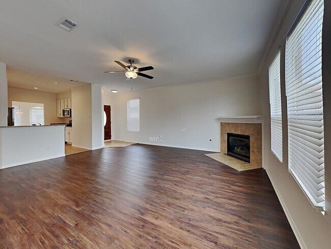 Building Photo - 22514 Spring Crossing Dr