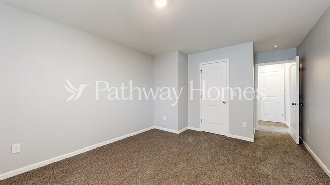 Building Photo - 2327 Burnett Ln