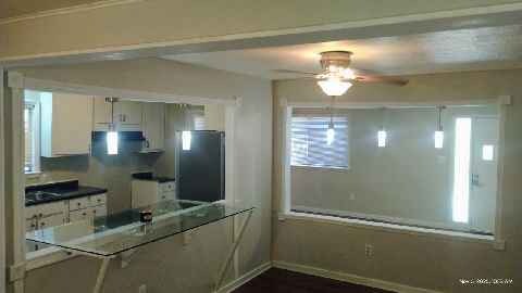 Building Photo - 3735 California Ave