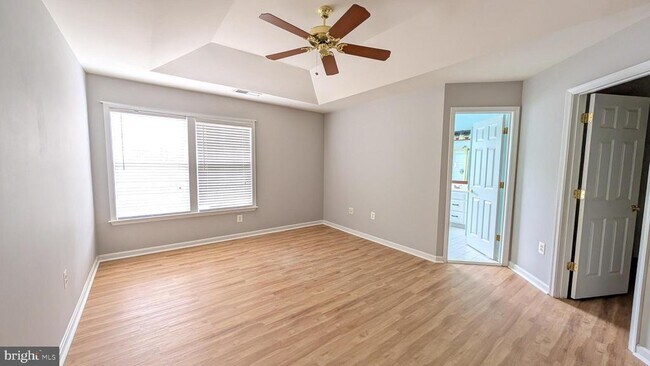 Building Photo - 13996 Khalid Ln