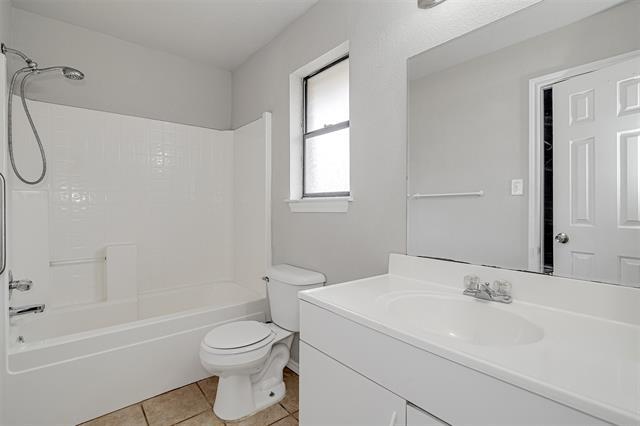 Building Photo - 214 Joshua Blvd