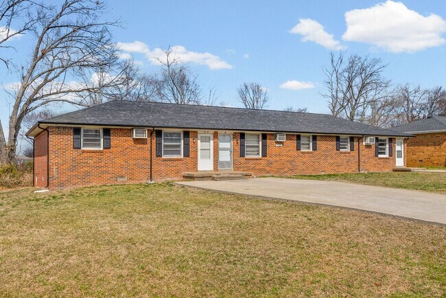 Building Photo - 111 Tandy Dr