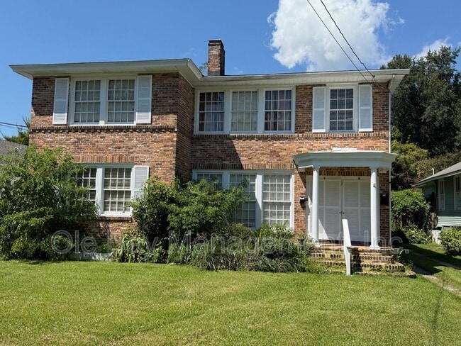 Primary Photo - 12 Demouy Ave