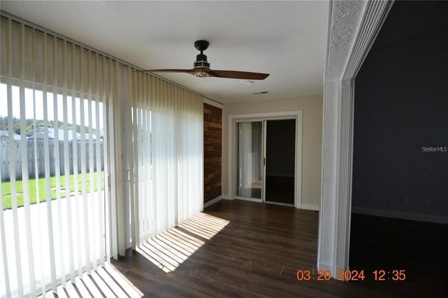 Building Photo - 2212 Stonemill Dr