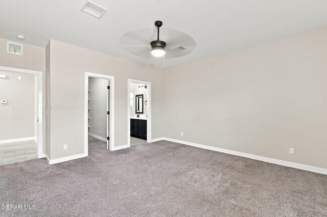 Building Photo - 14929 Tierra Fortaleza Ave