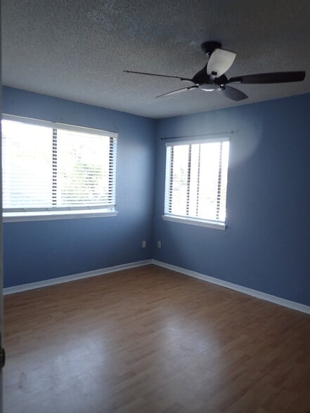 Building Photo - 9614 Tara Cay Ct