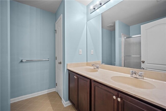 Building Photo - 1226 Hustis Dr