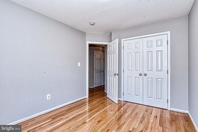 Building Photo - 13416 Burrough Farm Dr