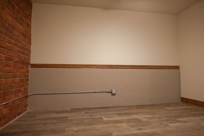 Building Photo - Union Biscuit West - 109