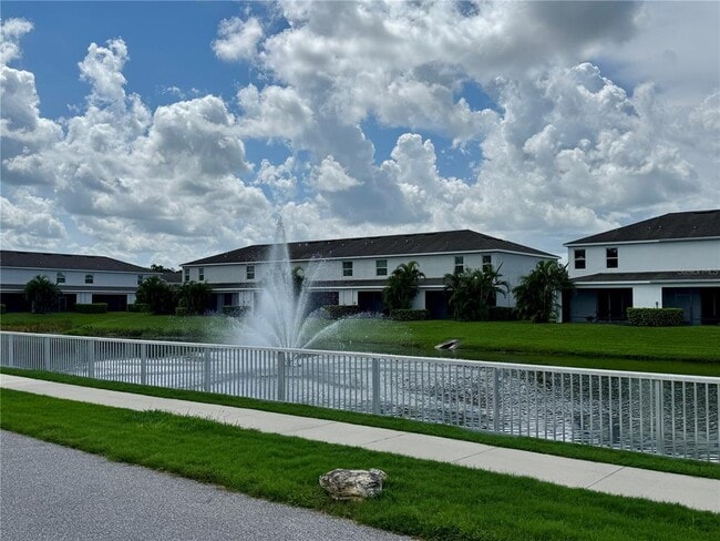 Building Photo - 6464 Boxgrove Dr