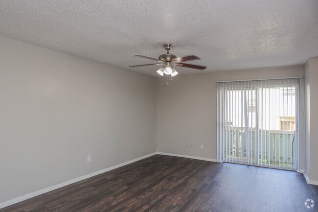 2BR, 2BA - 1129SF - Bedford Hills Apartments