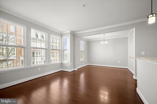 Building Photo - 11246 Chase St