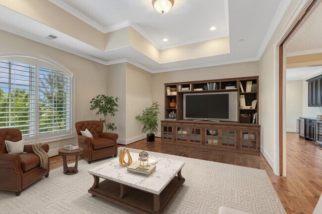 Building Photo - 5014 Mountview Pl