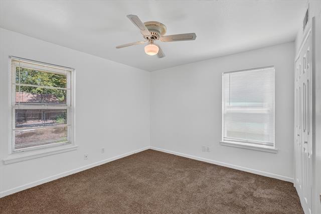 Building Photo - 2539 Highwood Dr