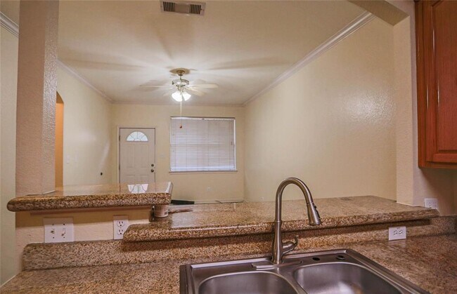 Building Photo - 9400 Bellaire Blvd