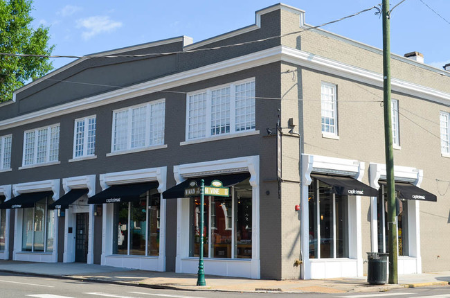 Building Photo - Landmark at 1700 Apartments