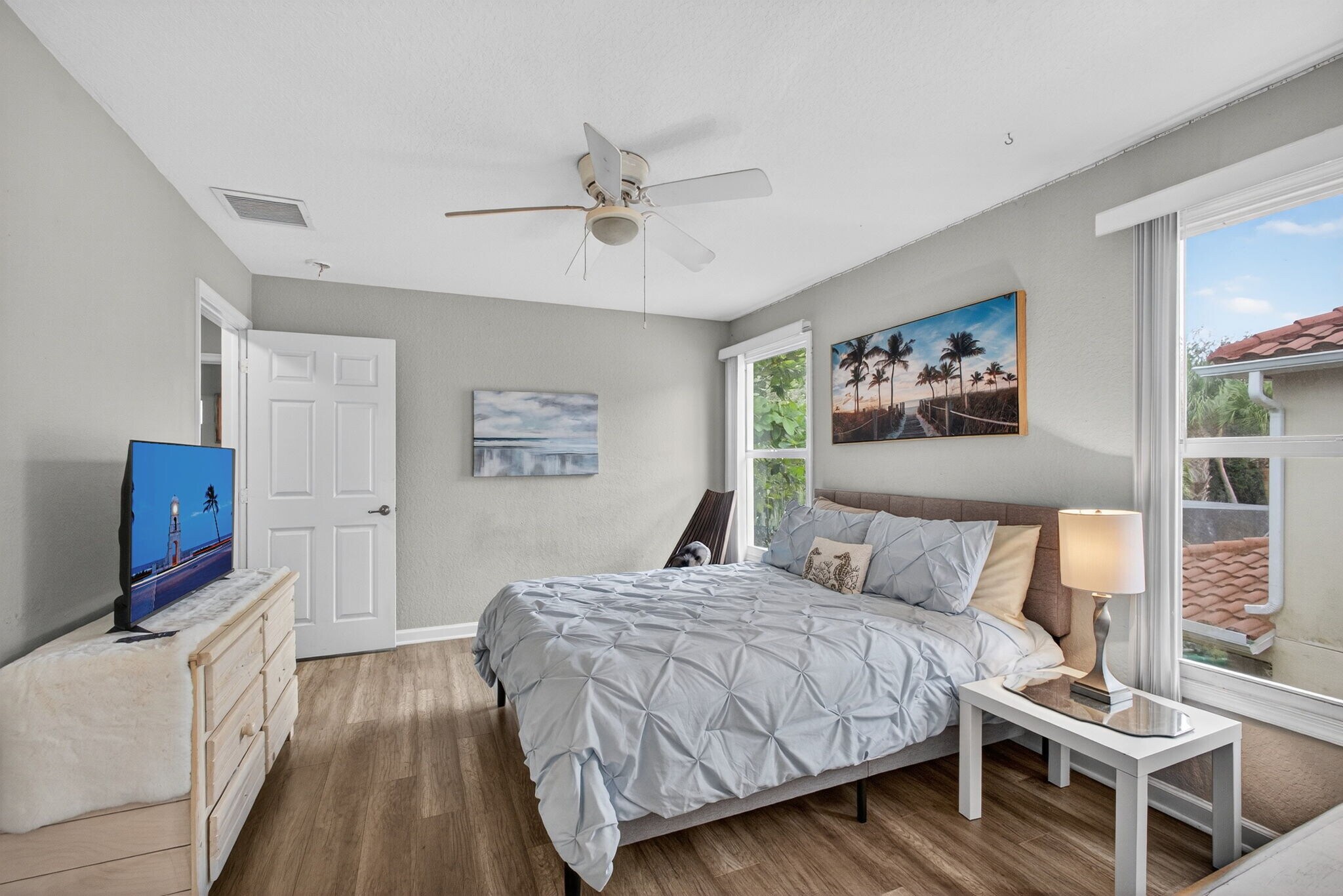 Bedroom B1 - 8110 Bautista Way