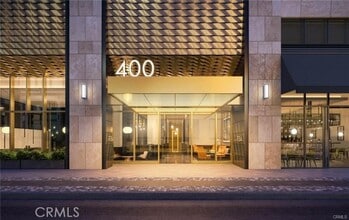 Building Photo - 400 S Broadway