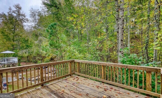 Building Photo - 6571 Bluffview Dr