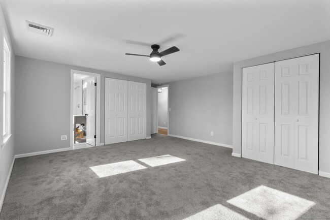 Building Photo - 40 Harkness Dr