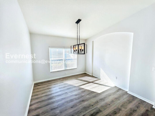 Building Photo - 6741 Boulder Run Loop