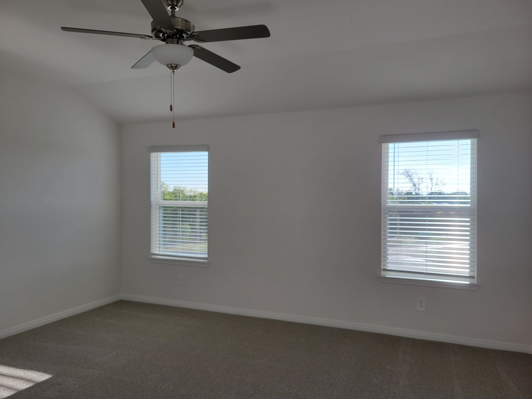 Building Photo - 1850 Settlers Glen Dr