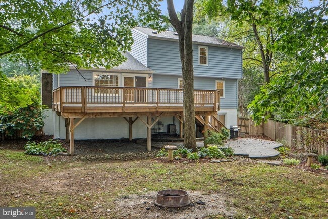 Building Photo - 6361 Woodland Ridge Ct