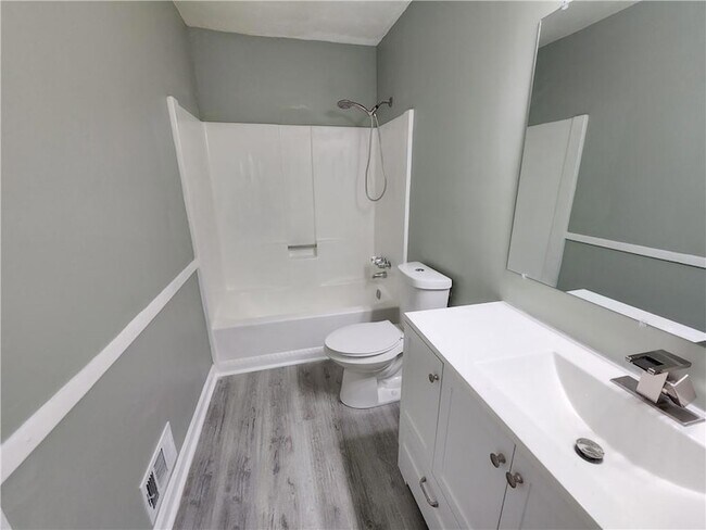 Building Photo - 3267 Aspen Cir SW