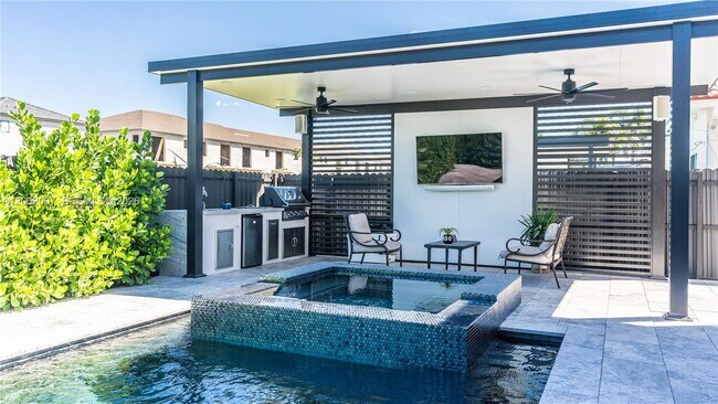 Building Photo - 15817 SW 138th Terrace