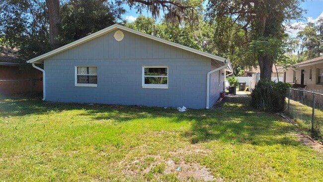 Primary Photo - 408 N Rosland Dr